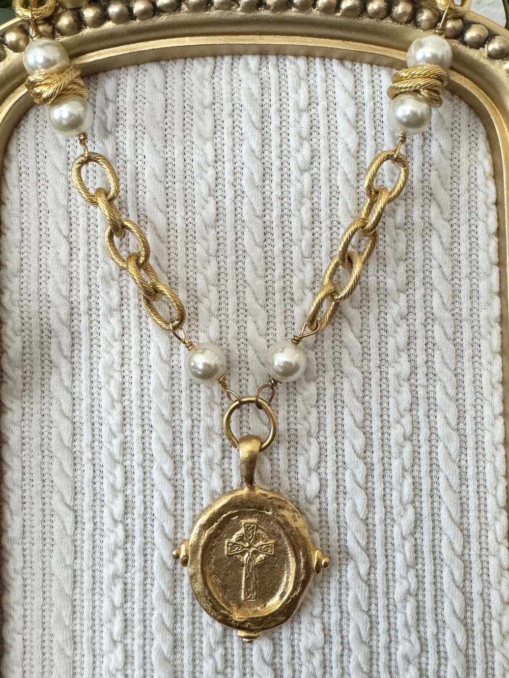 Susan Shaw 24k gold plated pearl cross medallion statement necklace